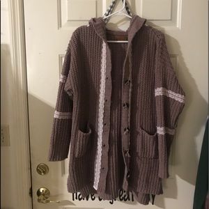 Pol cardigan with some lace.
